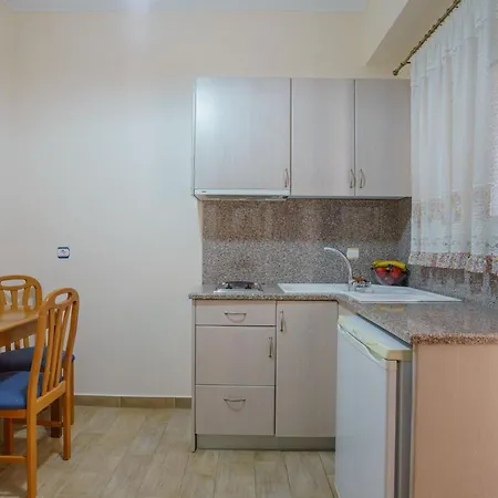 Mare Apartment *
